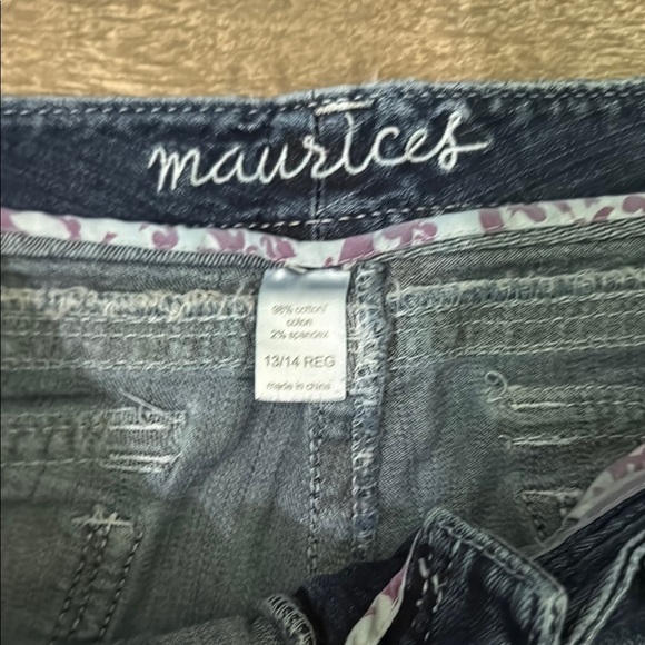 Maurices Classic Blue Denim Jeans - Picture 2 of 9